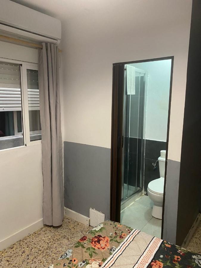 Hostal The Monkey Room Марбелья Экстерьер фото